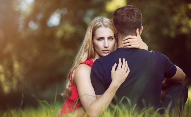 10 признаков того, что любимый человек использует вас ради секса