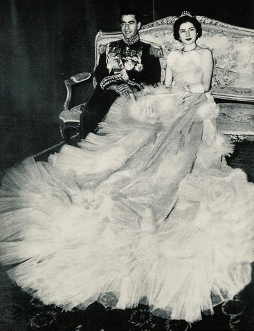 Королева Ирана Сорайя в свадебном платье