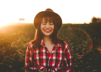 10 типичных женских улыбок и их значение