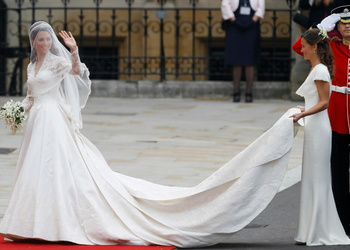 11 великолепных свадебных платьев королевских особ