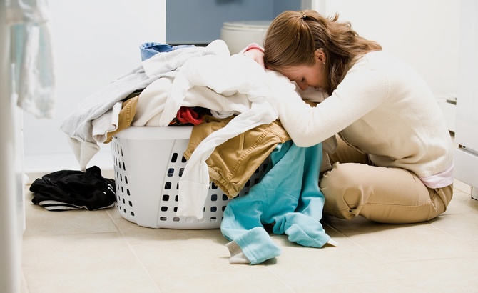 7 вещей, которые нельзя сушить в стиральной машине